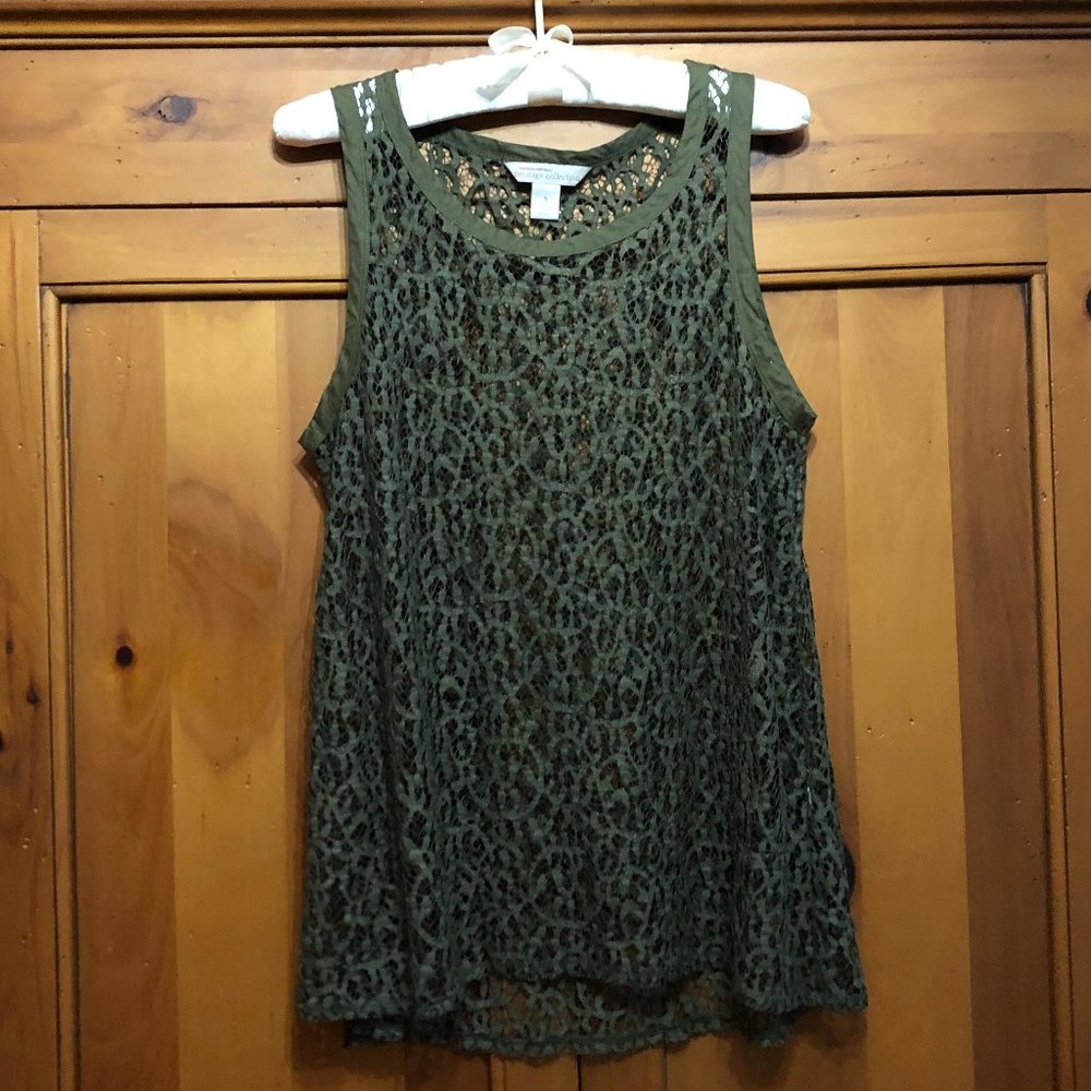 Banana Republic heritage collection size small olive green color lace tunic